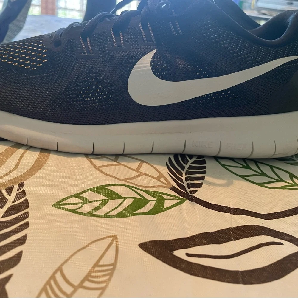 Men’s Nike Free RN2017 Black‎ Cargo Khaki Running Shoes, size 12